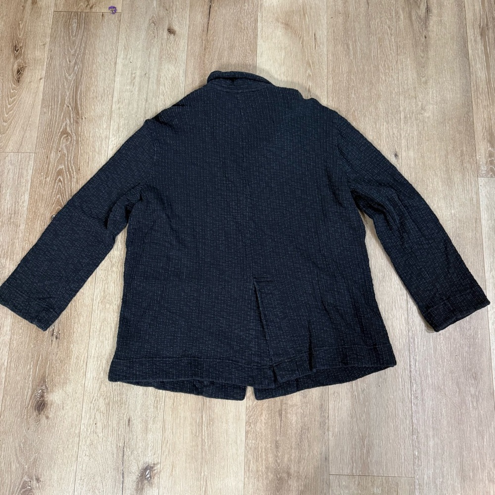 Women's Black Textured Button Blazer Jacket - Picture 5 of 5
